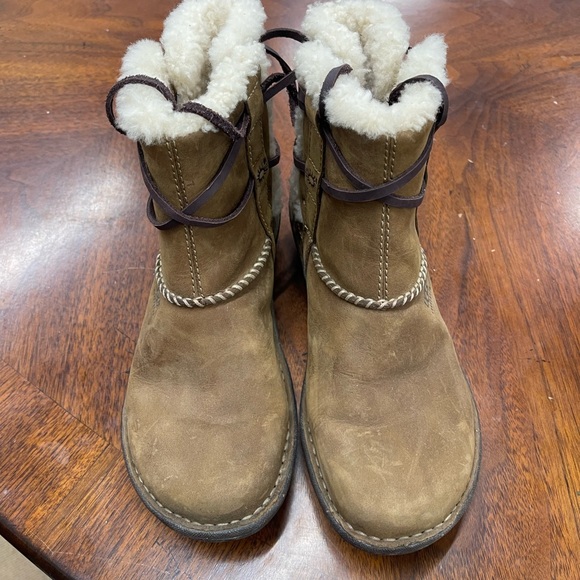 Ugg Shearling Lined size 7 - Picture 5 of 5